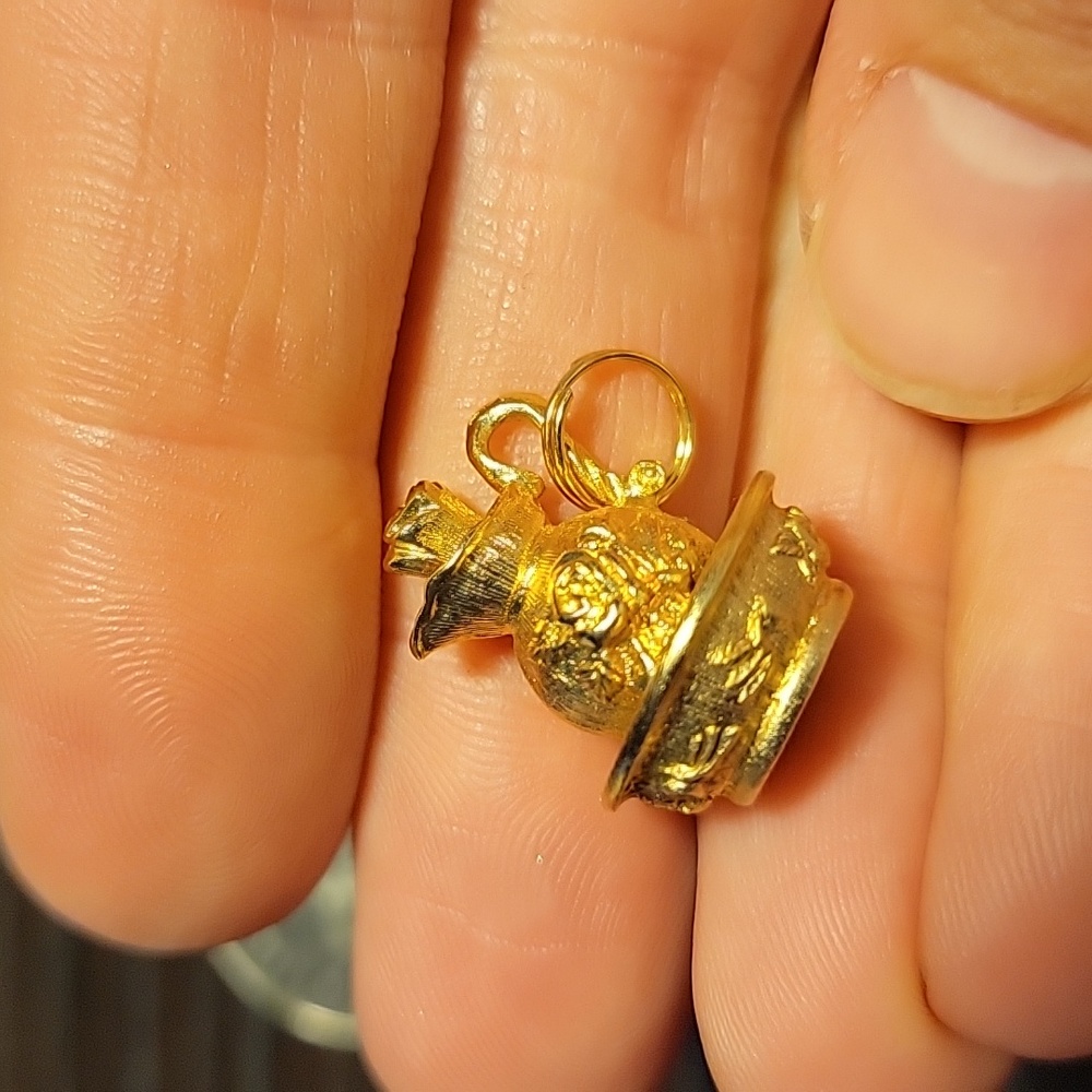 Vintage Avon Charm 14k - Picture 5 of 9